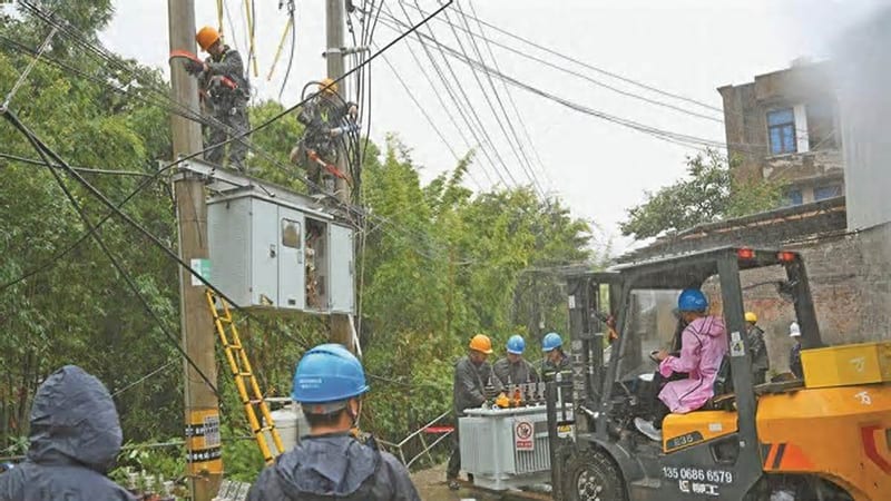 国网浙江启动一级响应 全力抢修保障台风期间供电